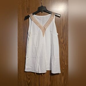 Source Unknown White Blouse with Gold Accents